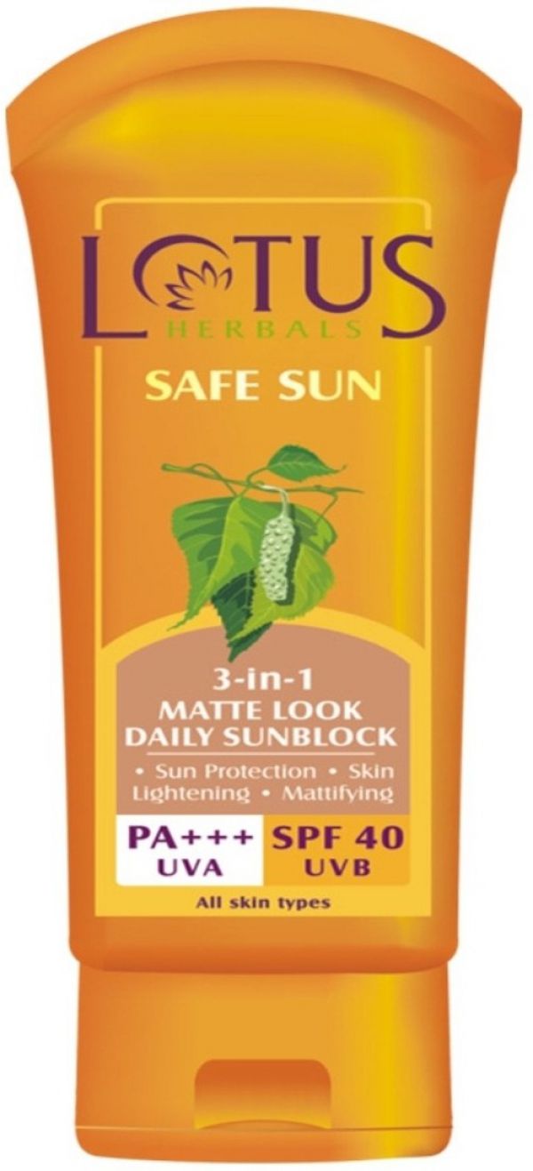 Lotus Herbals Safe Sun 3-in-1 Matte Look Daily Sunblock 100мл