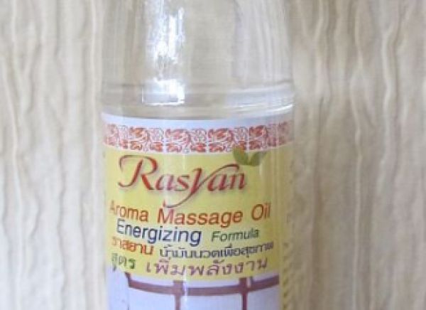Rasyan Aroma Massage Oil Energizing Formula 90